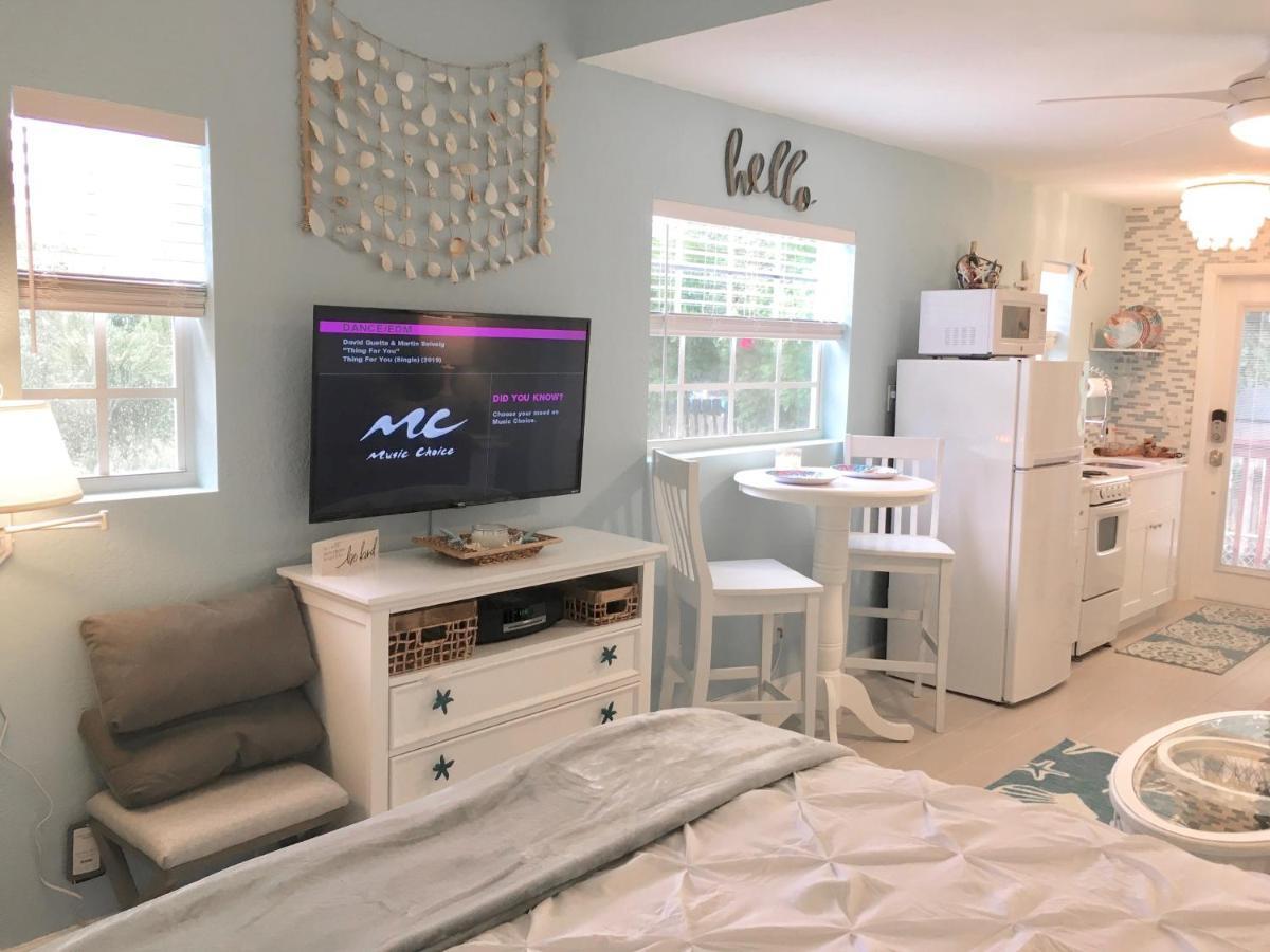 Coastal Studio Escape! North North Naples 外观 照片